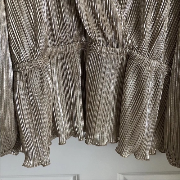 ON 34 TH WOMENS TOPS PLUS SIZE 2X STRIPE WRAP GOLD BELL SLEEVES V NECK PEPLUM - Picture 4 of 5